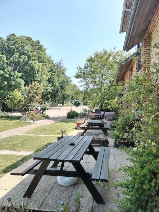 Domaine Des Cerisiers Apartment Berville-sur-Mer Exterior foto