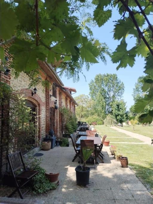 Domaine Des Cerisiers Apartment Berville-sur-Mer Exterior foto